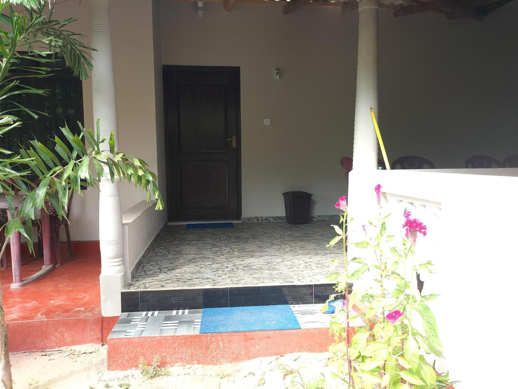 Suman Beach Rooms Nilaveli Exterior foto