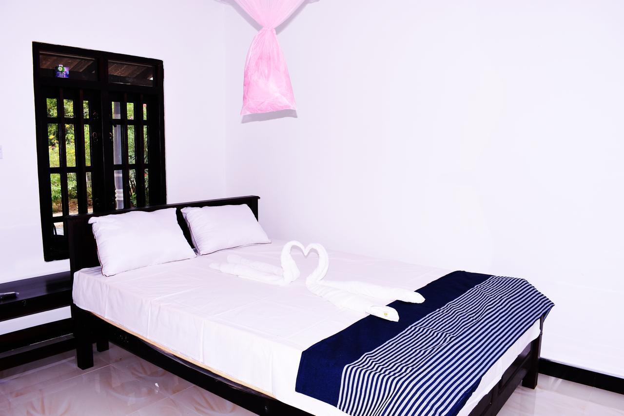 Suman Beach Rooms Nilaveli Exterior foto